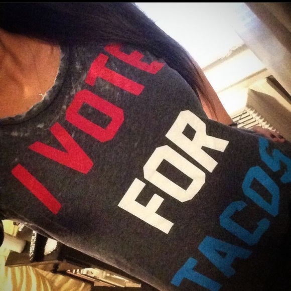 Chaser grey burnout I vote for tacos crew neck t shirt - Picture 2 of 8